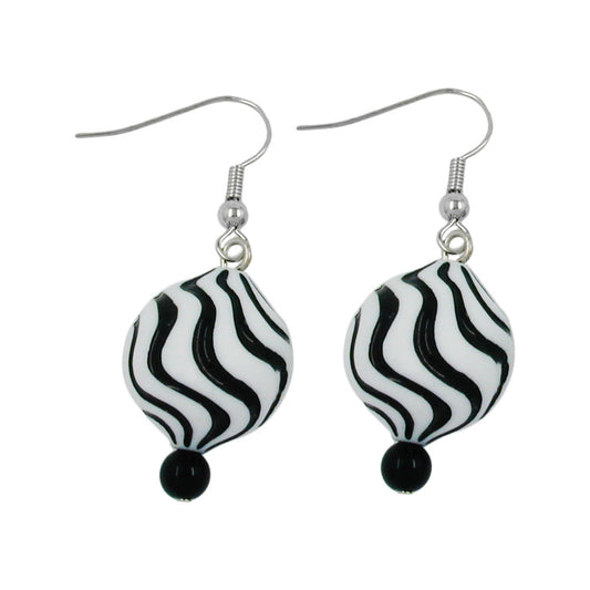 Ear hook earrings earrings 42x17mm wave pearl plastic black and white