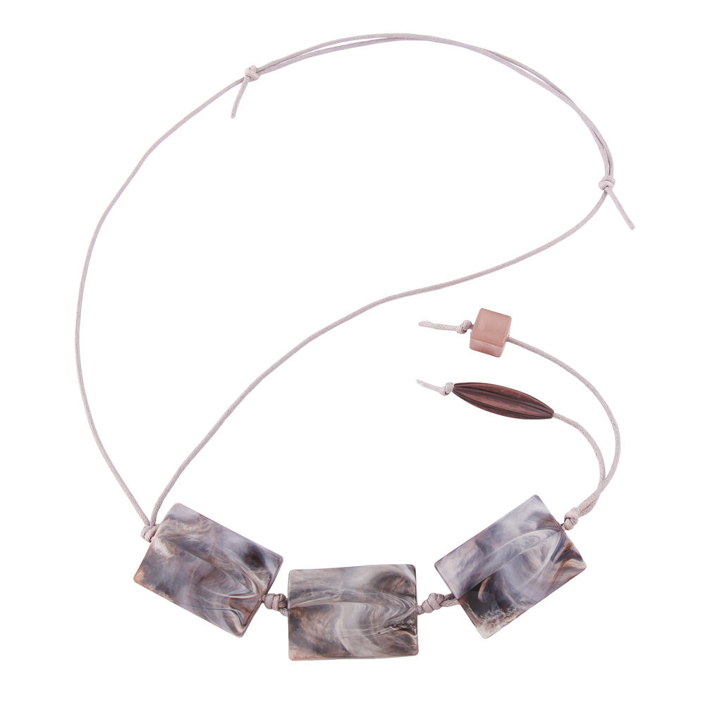 Kette 3x Pillow-Perle Kunststoff wolfsgrau Kordel 80cm