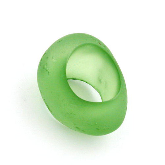 Cloth bead, oval, green-matt, structure