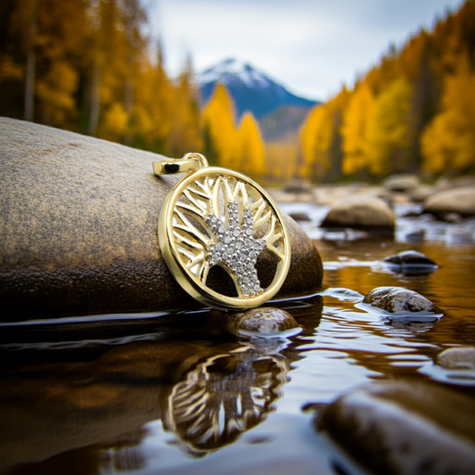 Pendant 15mm Tree of Life with Zirconias 9Kt GOLD