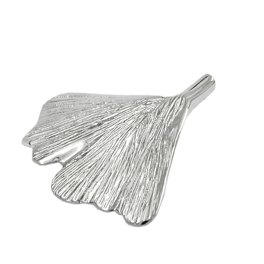 Pendant 24mm ginkgo leaf 9Kt white gold
