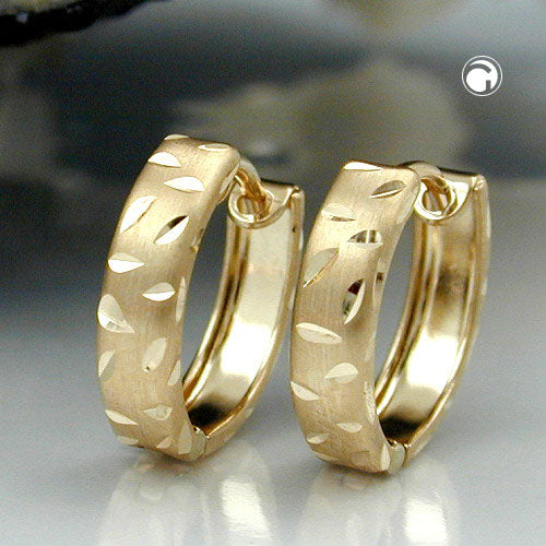 Hoop earring 11x3mm folding hinge matte diamond-cut 9Kt GOLD