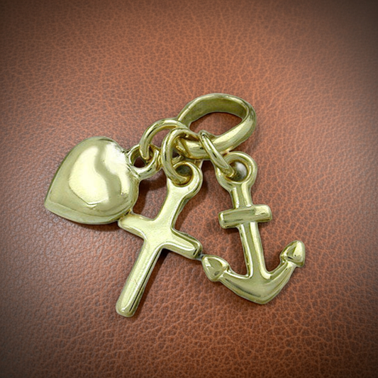 Pendant 15mm Faith-Love-Hope shiny 9Kt GOLD