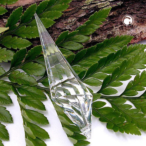 Fensterschmuck „75×17 mm Anhänger Suncatcher facettierter Konus“ – edel & lichtreflektierend