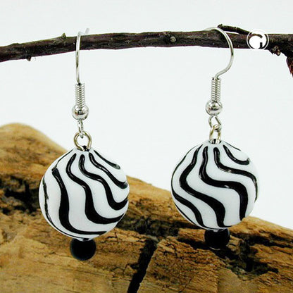 Ear hook earrings earrings 42x17mm wave pearl plastic black and white