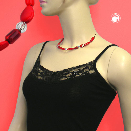 Wire chain with red-flamed glass beads, 42cm