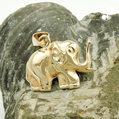 Pendant 15x12mm elephant shiny 9Kt GOLD