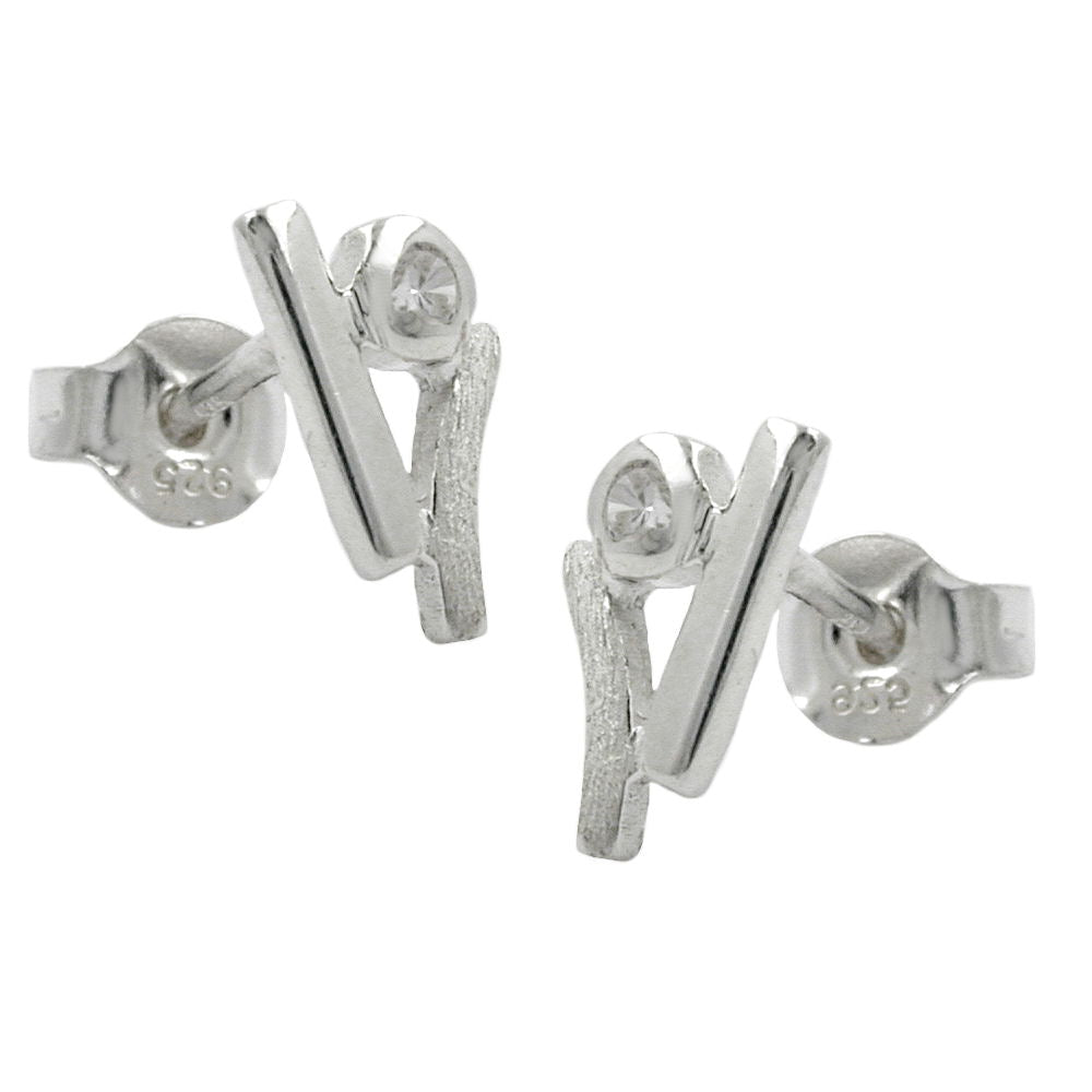 Ohrstecker „Zirkonia V-Form 10×5,5 mm“ Silber 925 – matt & glänzend